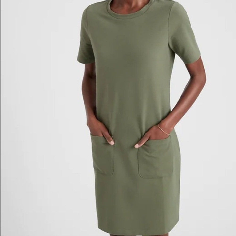 Olive green‎ stretch mini dress with two front pockets